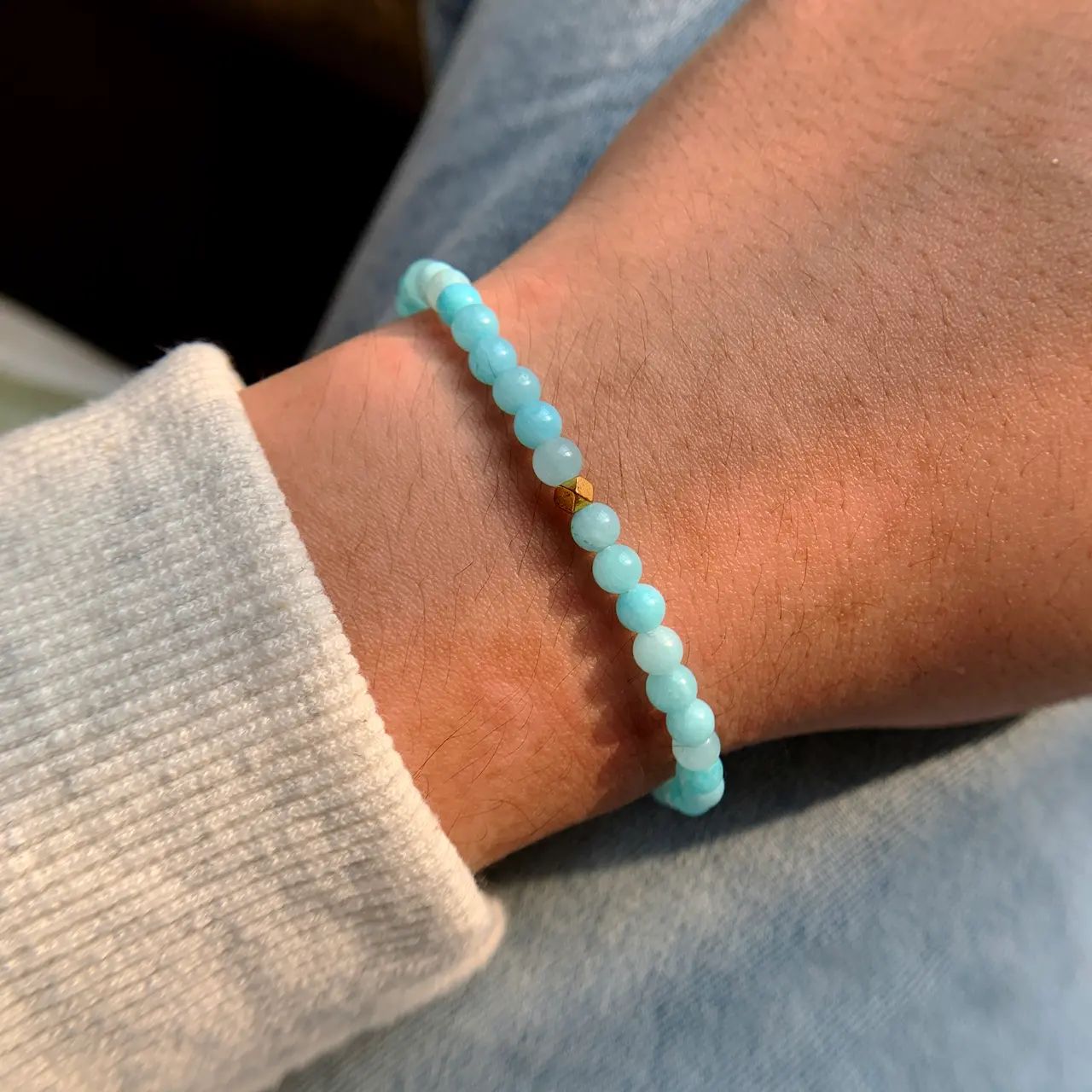 Aquamarine bracelet 4mm detail